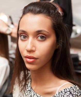 makeup-dry-skin-opener