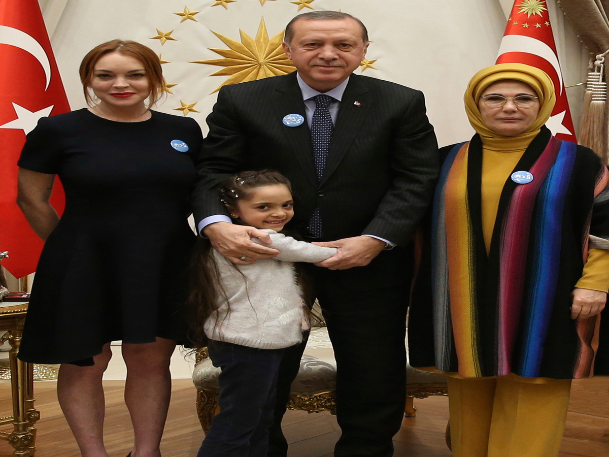 Lindsay Lohan Met With Turkey's President To Discuss Refugees