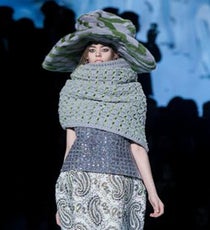 13RUNWAYUNDERAGE-opener