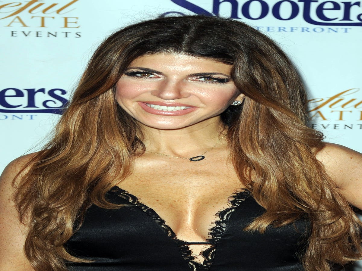 Teresa Giudice Throws A Jersey-Fabulous Sweet 16 For Gia