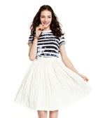 Think Big: How To Wear The Full Skirt Everywhere