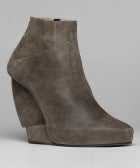 We've Got Your Exclusive Access To Shop Helmut Lang's Brand-New Collection