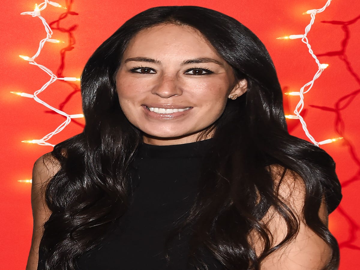 Joanna Gaines Shared Her Holiday Decorations & They Will Dazzle You
