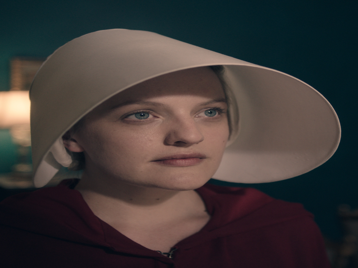 Elisabeth Moss The Woman Behind The Icon A Closer Look At Her Life And Relationships - 0k06uc3