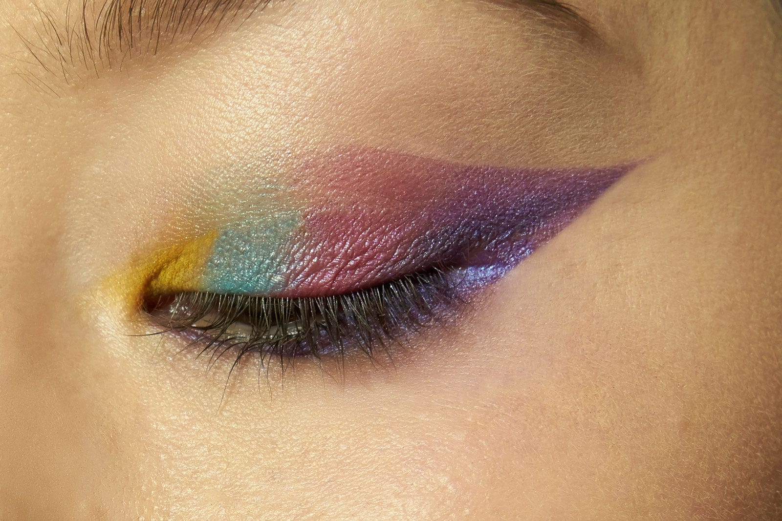 Rainbow Eyeliner Look Holiday Party Makeup