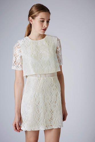 23 Dresses Perfect For Your City Hall Wedding