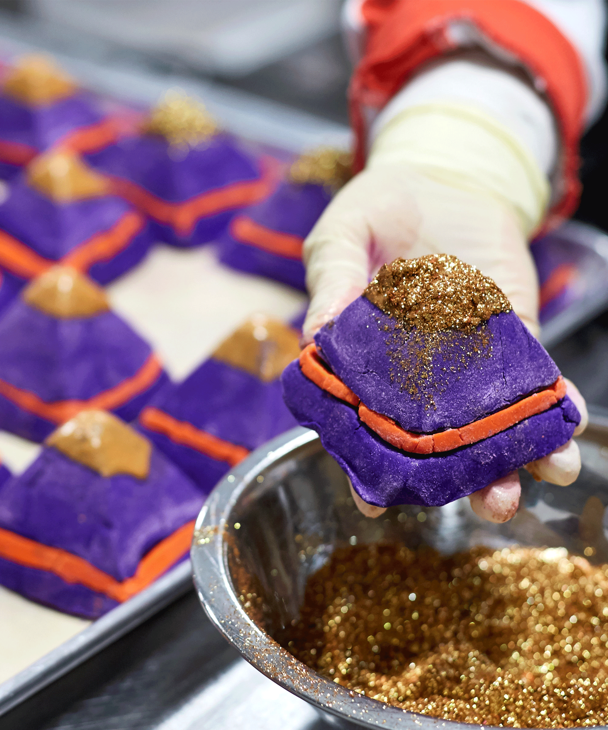 Inside Lush Cosmetics Glitter Room Shimmery Glow Photos