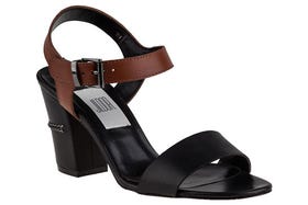 nike shoes for broad feet