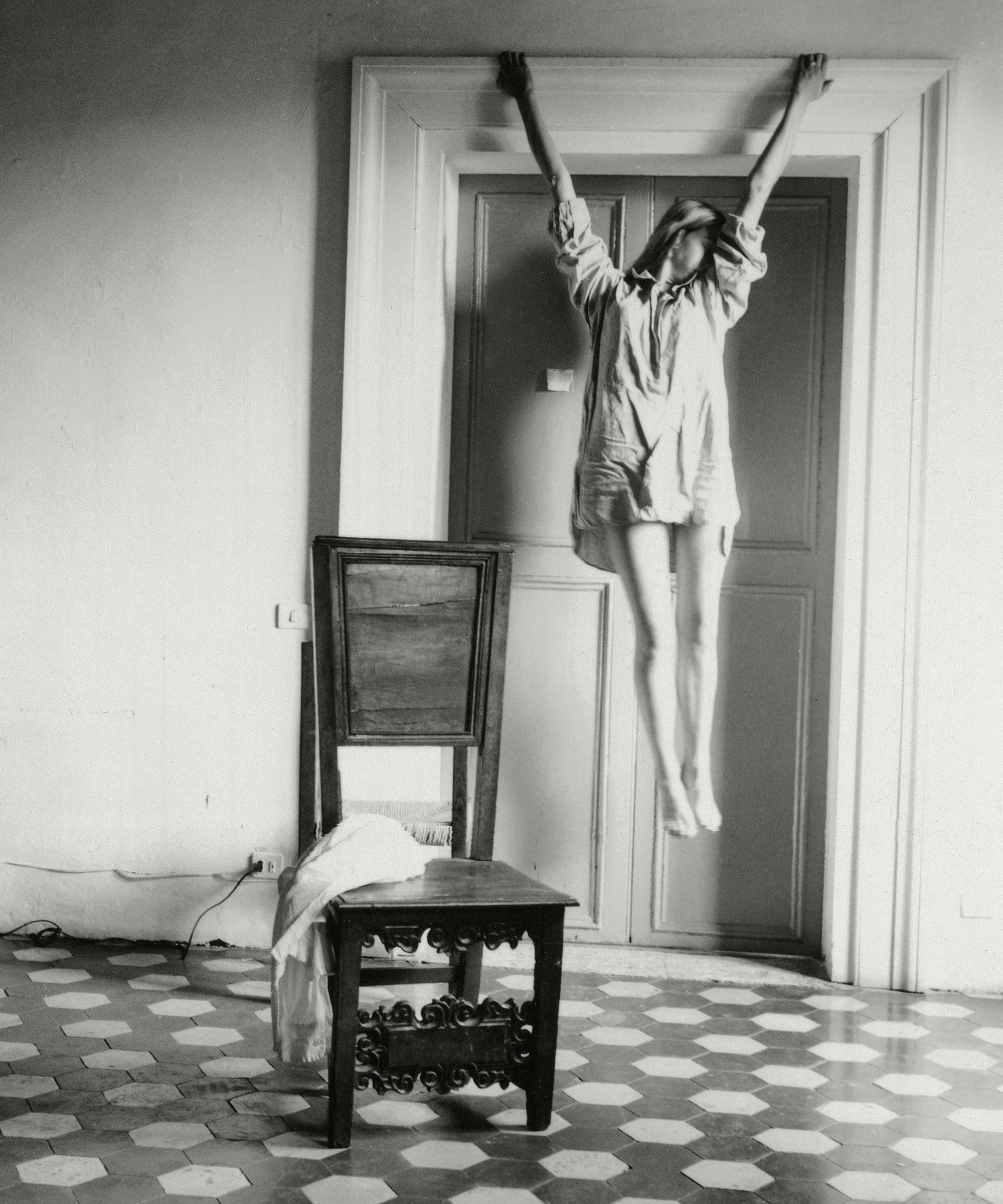 francesca-woodman-photographs-remembering-her-work