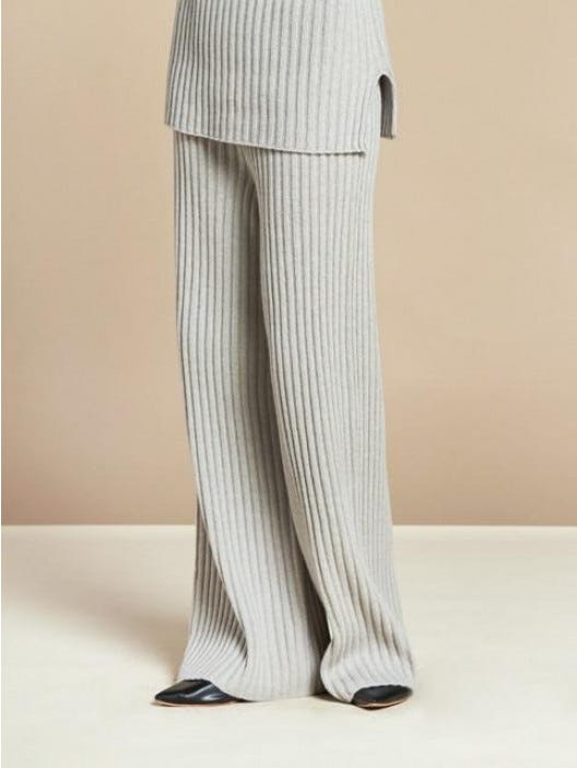 Best Oversized Clothing Baggy Trend Flattering Styles