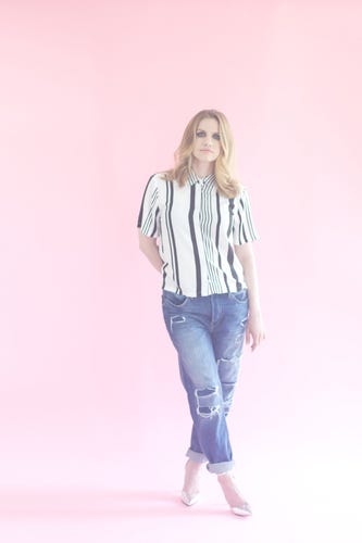 Veep's Anna Chlumsky Is Running Things