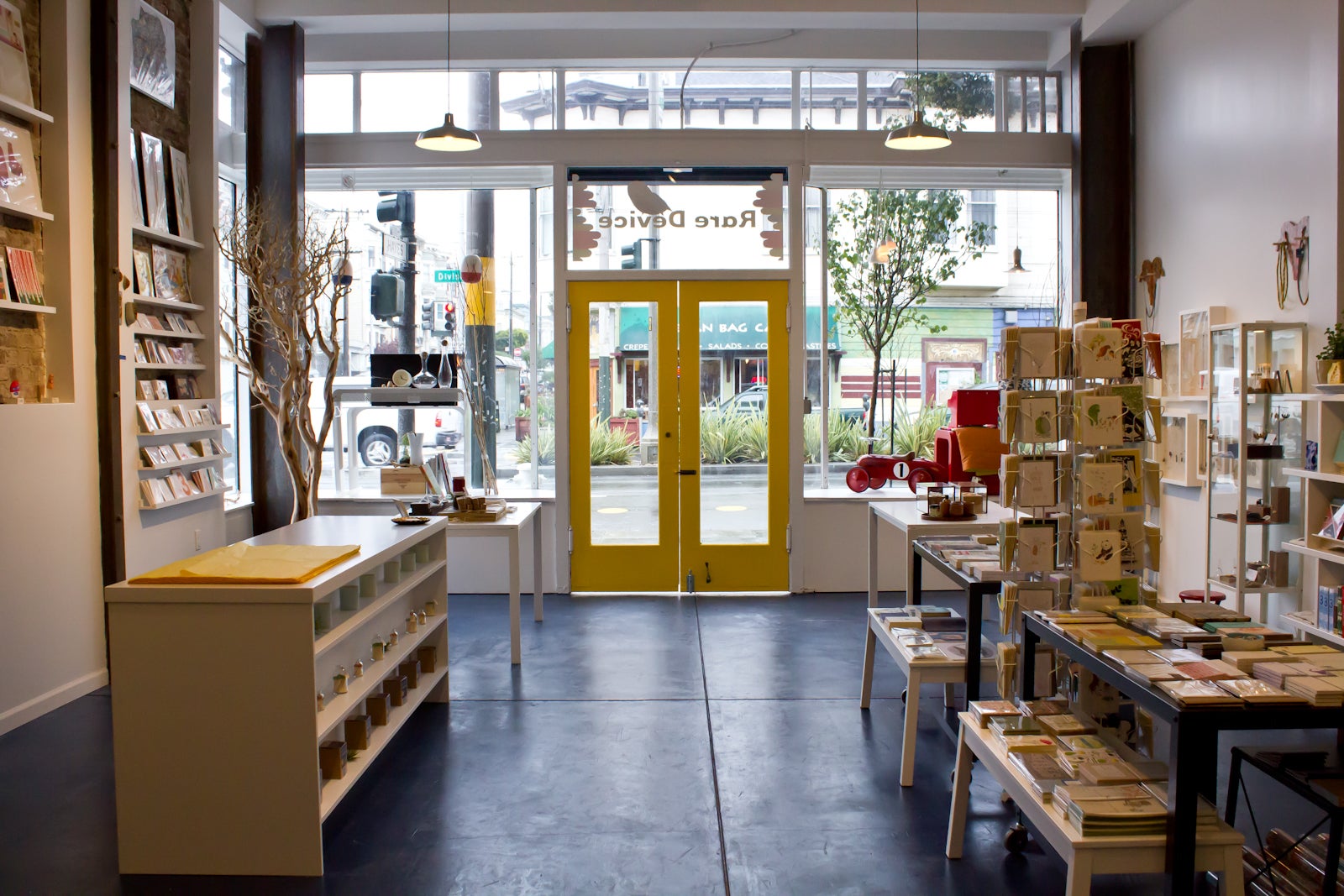 Rare Device Opens On Lower Divisadero Divisadero Shopping