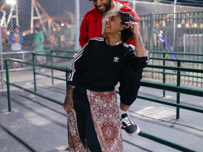 How long after dating should you get engaged
