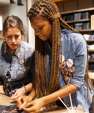 OPENER_007_079_R29_LeviEvent0599