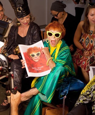 SaraKerens-0852_KarenWalker_opener