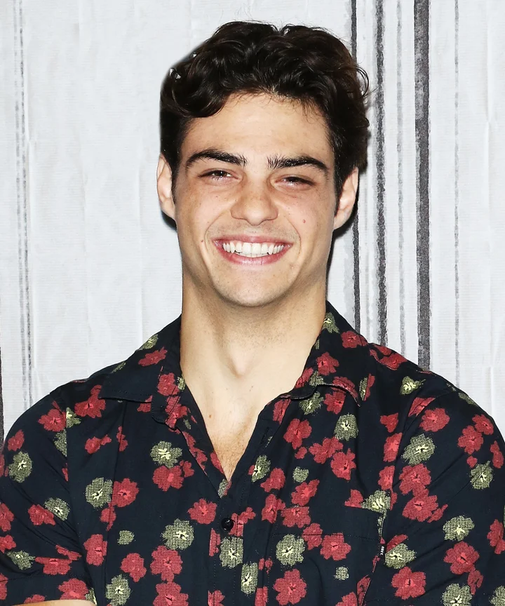twitter thinks noah centineo