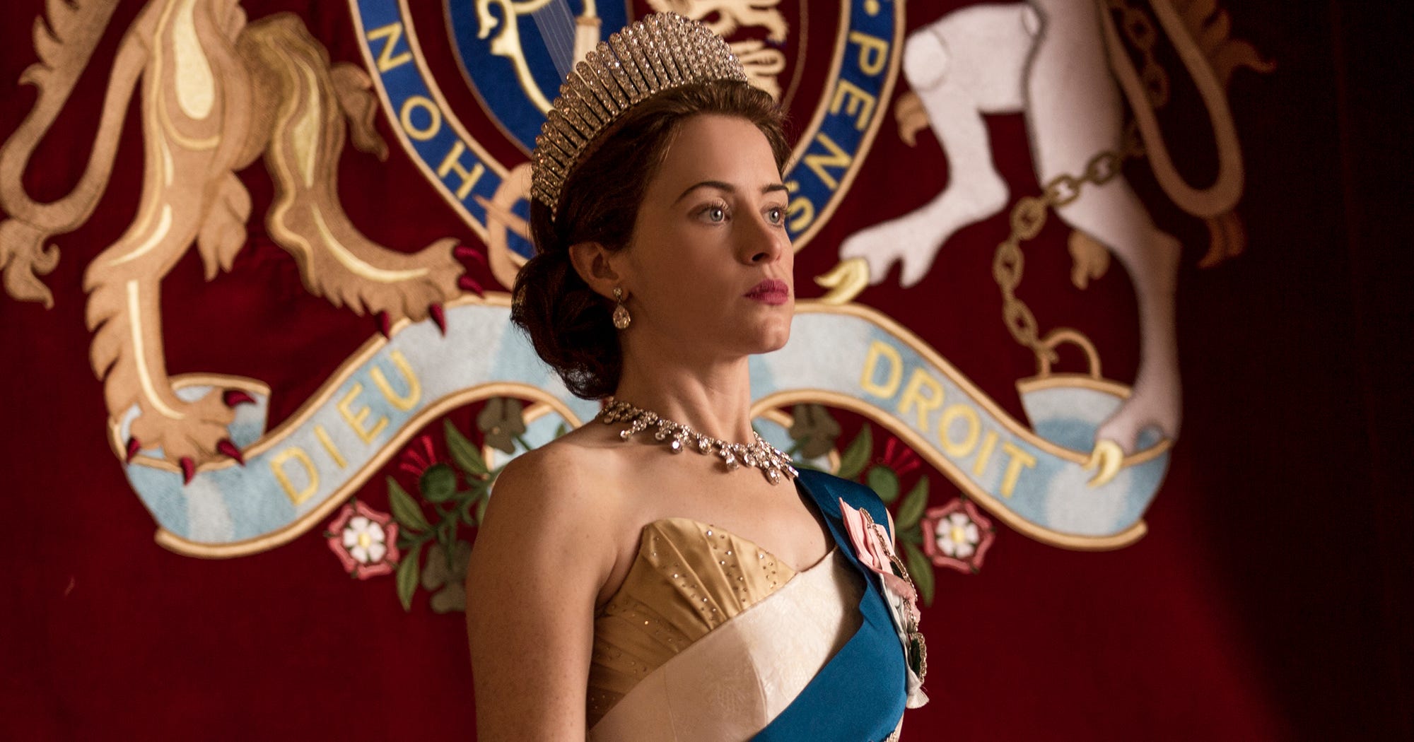 "The Crown" Announces Its Return Date With First Look At Olivia Colman As Queen