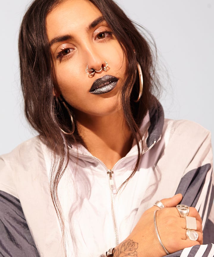 gepiercte brustwarzen muschi piercing gepiercte brustwarzen muschi piercing