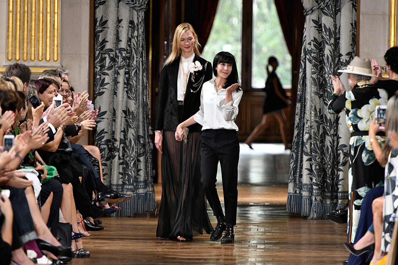 A fan uncertainty laments for project runway recommend dress for autumn in 2019 A fan uncertainty laments for project runway forecasting dress in winter in 2019