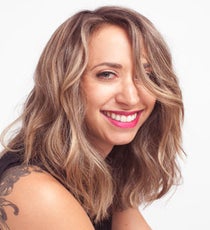 Sarra-Fleur--Abou-El-Haj-hair-op