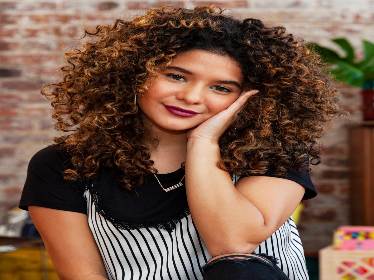 Watch One College Student's Fierce & No-Fuss Beauty Routine