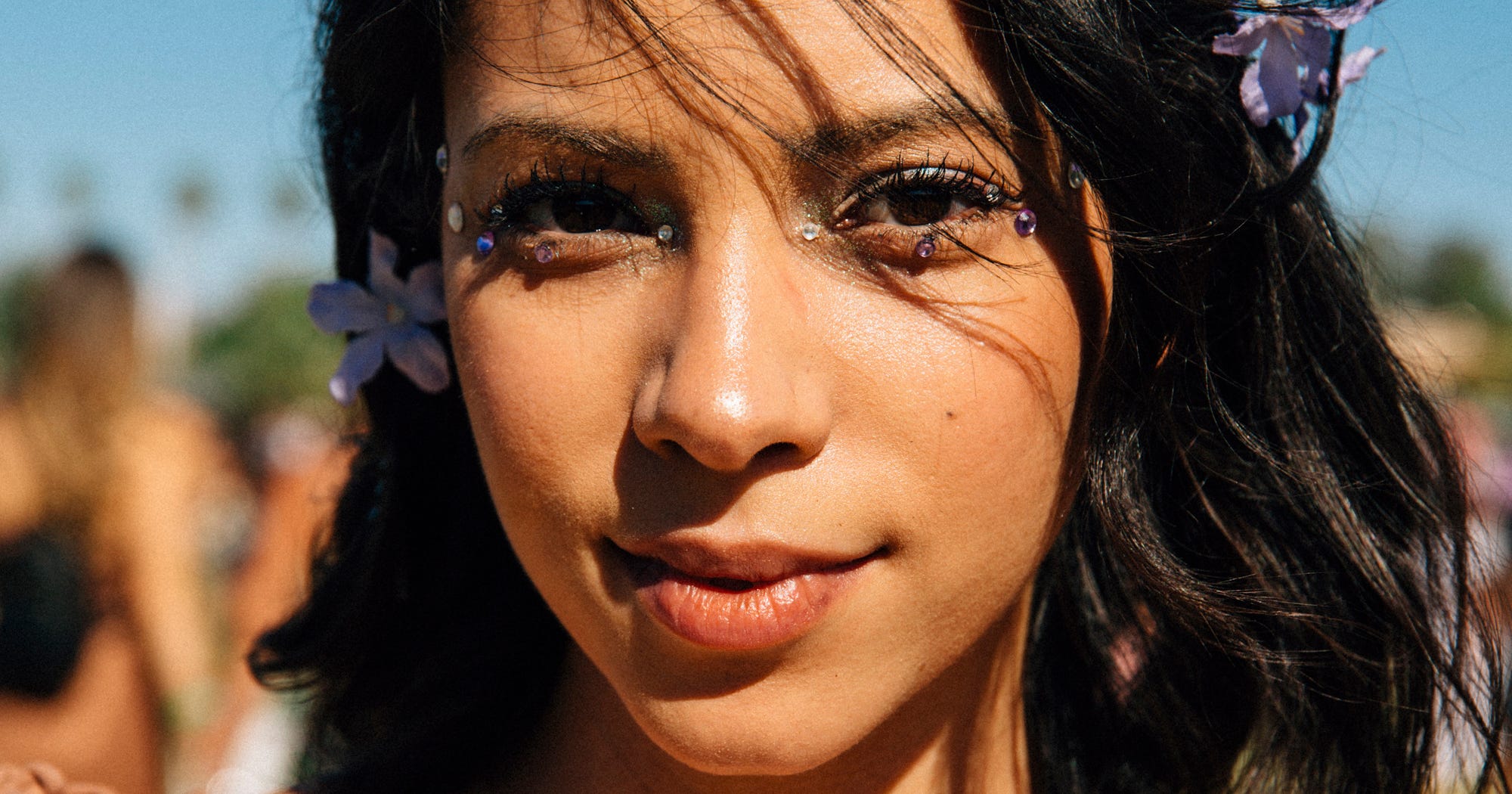 Fun Coachella Makeup Pop Of Glitter Earthtomarty Youtube