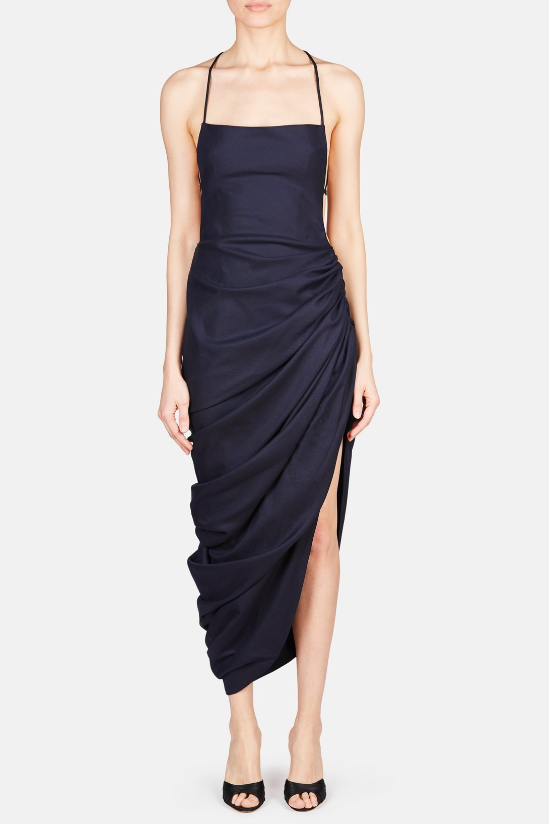 The 10 Fashion Brands & Pieces Everyone Is Buying Right Now The 10 Fashion Brands & Pieces Everyone Is Buying Right Now