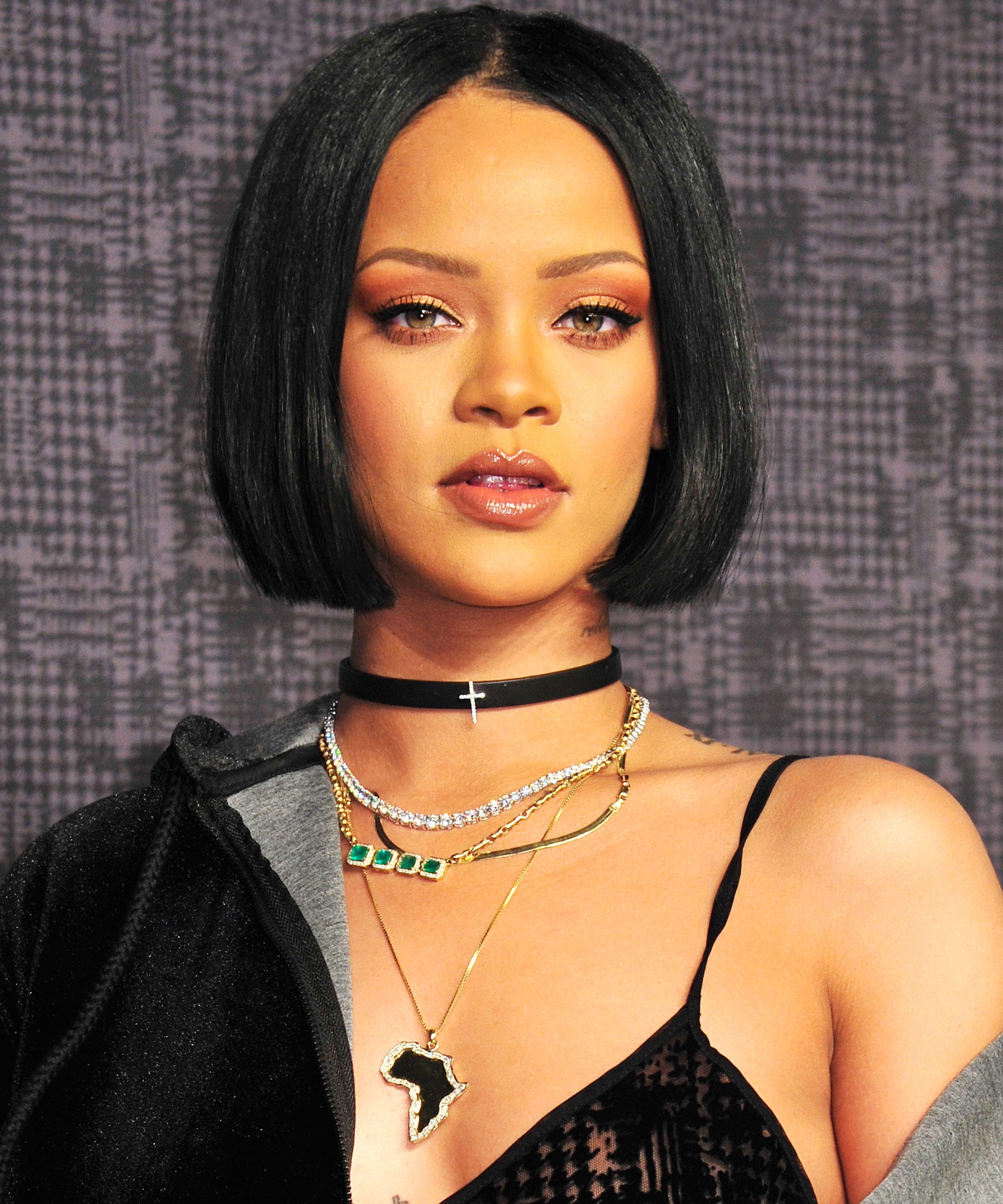 Middle Part Short Bob Hairstyles