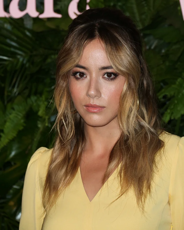 chloe bennet explains why she s dating controversial youtuber logan paul - chloe bennet instagram followers