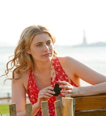 r29-lola-versus-thumb