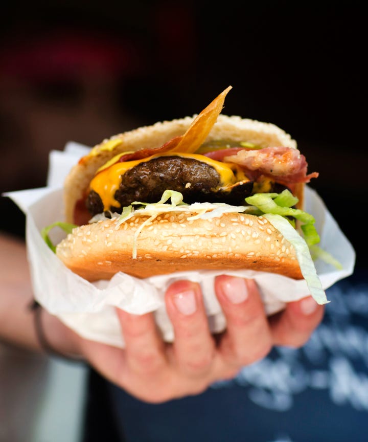 Best Burgers Nyc Burger Joints New York City The All Time Best Burgers In Nyc