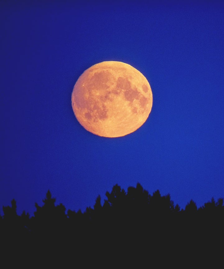 lunar phases affect horoscope sign full moon in aries