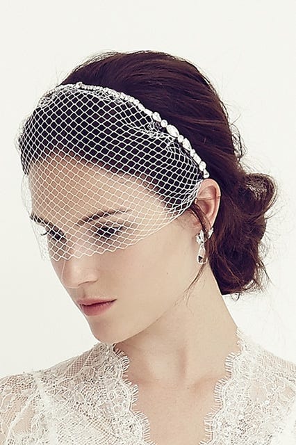 Wedding Veils Best Modern Bridal Accessories For A Little Extra Sparkle On Your Day Go Birdcage Veil Decorated In Clear Crystals