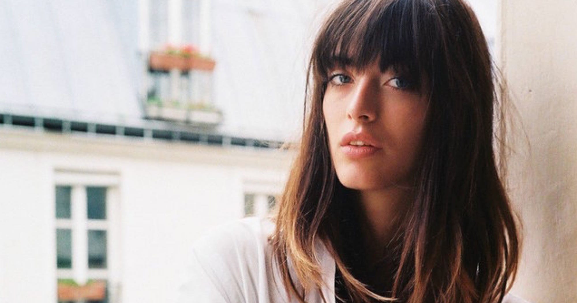 Best Women's Shirts For Work Button Up Tops