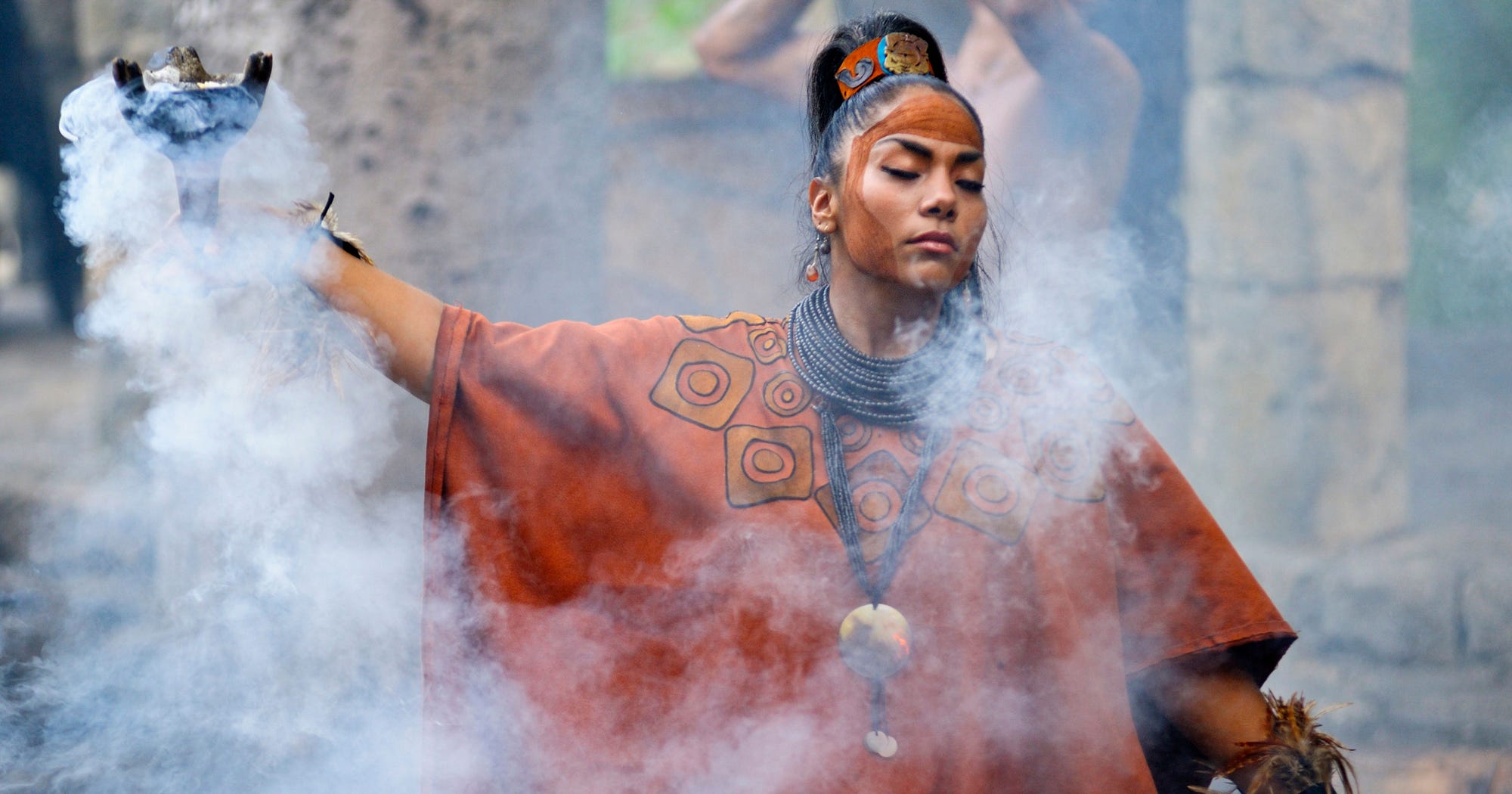 What Is A Shaman Shamanism Healing Spiritual Trend