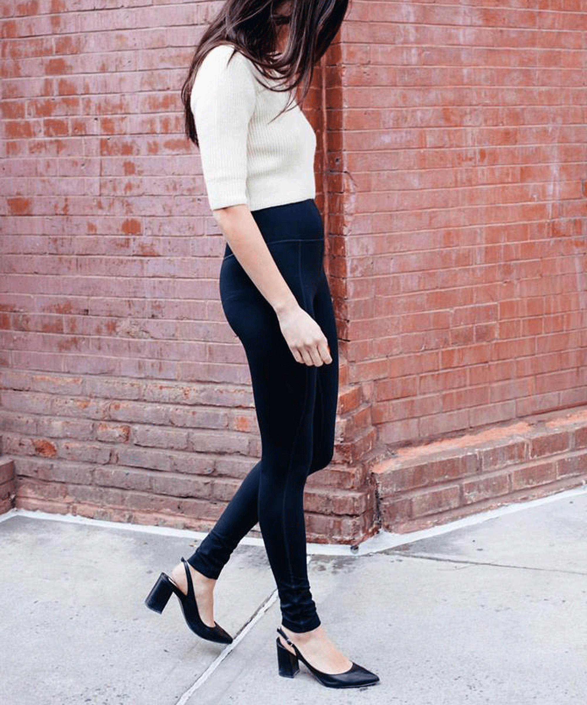 dansko clogs with leggings