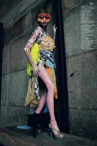 Dazed & Confused Super Natural Editorial-Art Comes To Life In