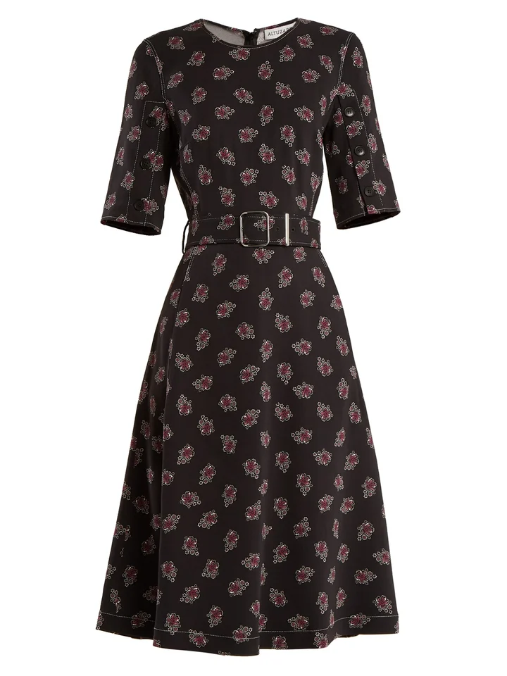 Cute Ways To Wear Floral Dresses In Winter