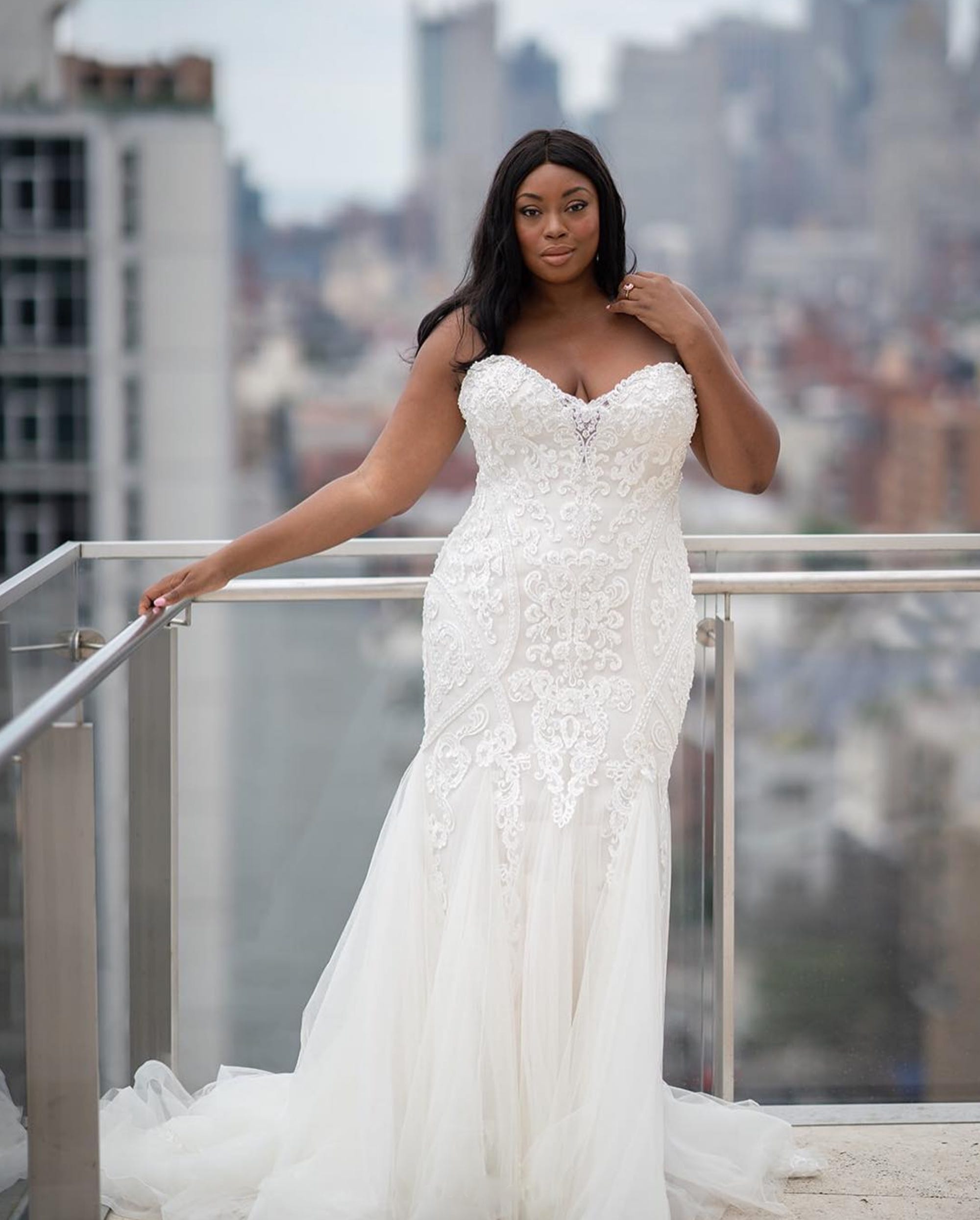 best wedding dress for chubby bride