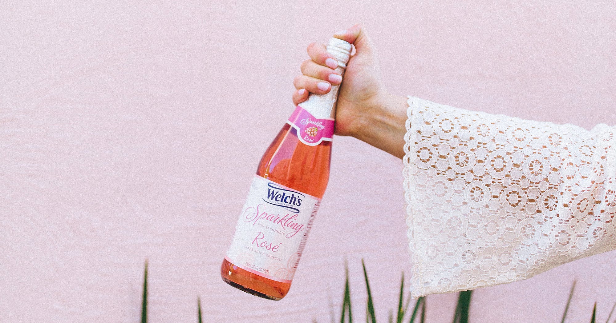 Welchs Released Non Alcoholic Rose Wine And We Tried It