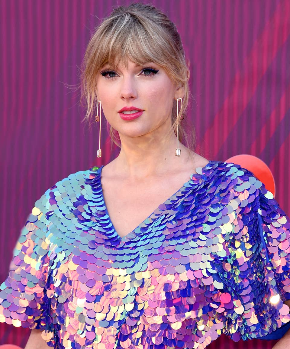 taylor swift sequin outfit Dresses Images 2022 Page 8