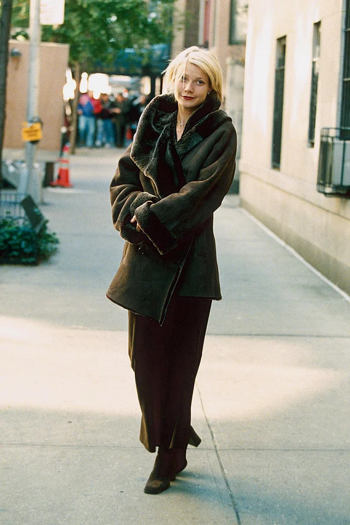 Gwyneth Paltrow - 90s Best Looks Style File