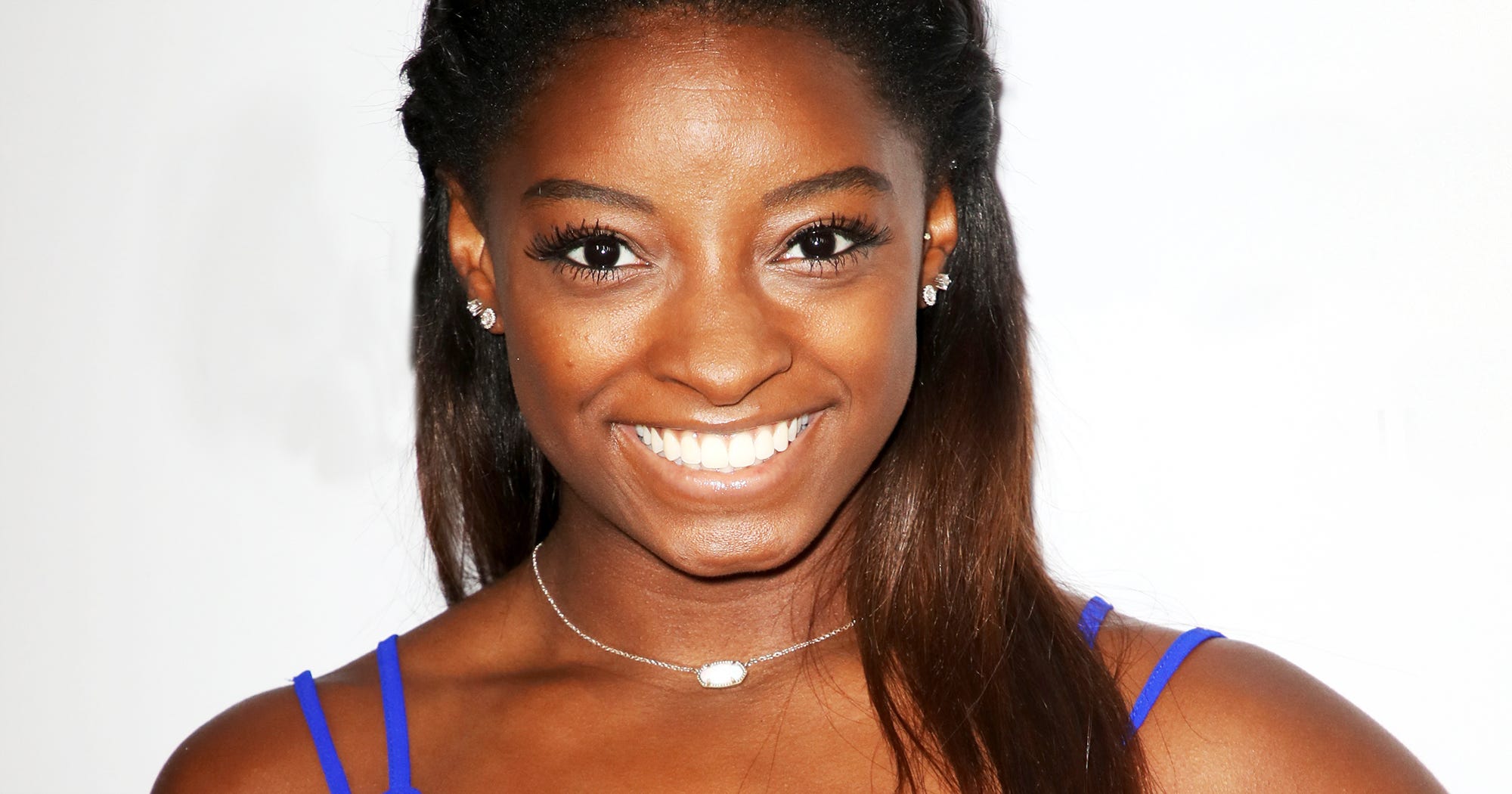 Simone Biles Straightens Boyfriend Stacey Ervin Hair