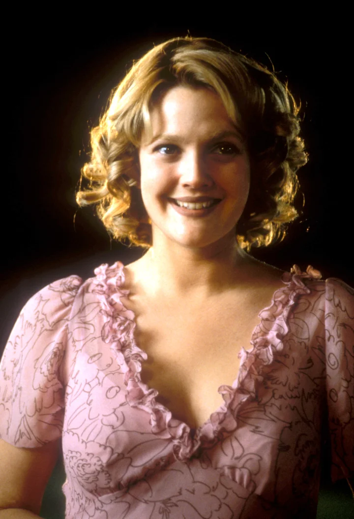 josie grossie prom dress Costume Party: 'Never Been Kissed' Is Peak High School Fashion