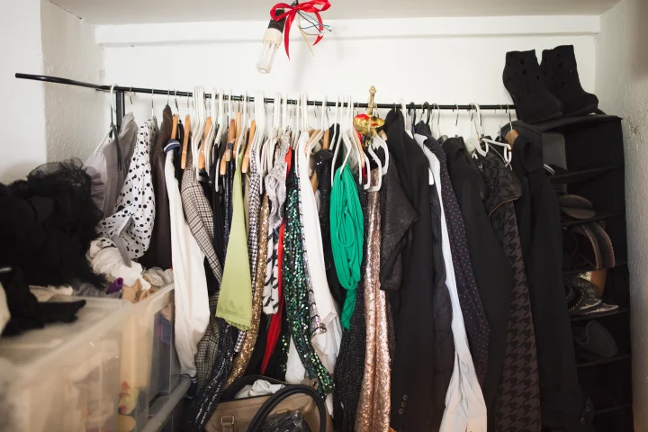 qizil sochli tukli qoltiq yalangoch