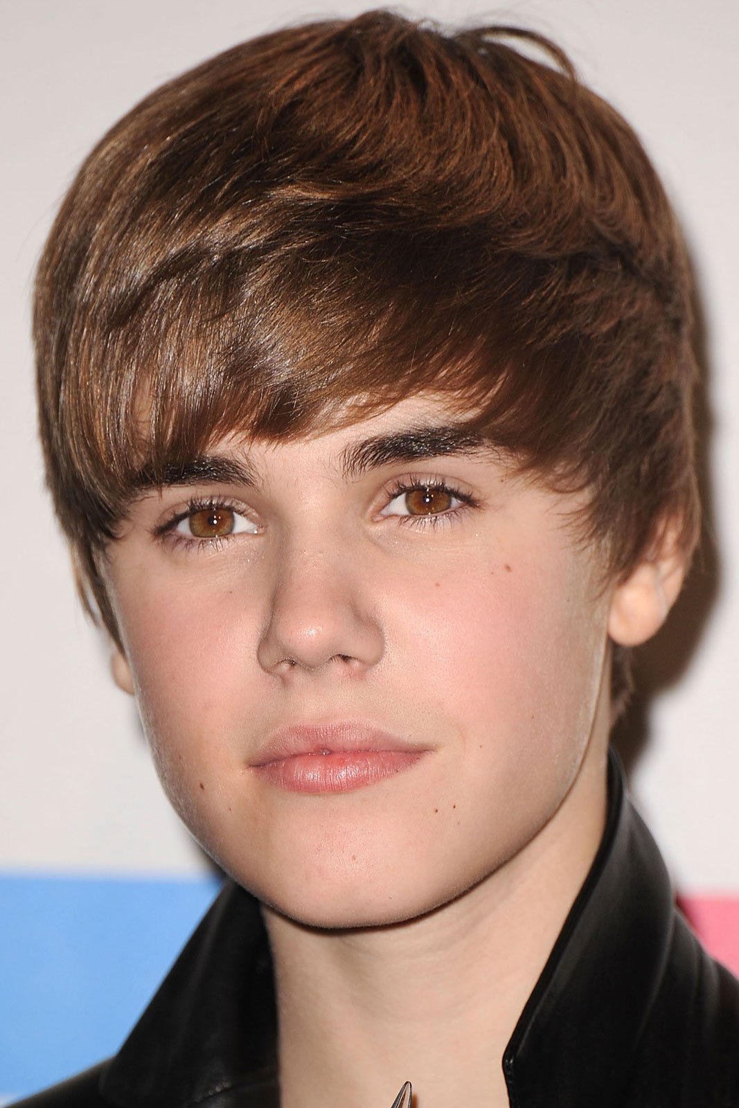 10 Trendy and Latest Justin Beiber Hairstyles One Must Not Miss