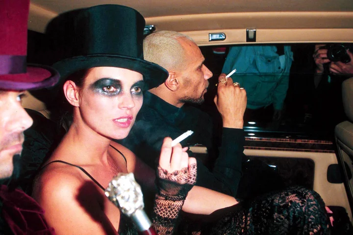 Best 90s Celebrity Halloween Costume Pics - Kate Moss