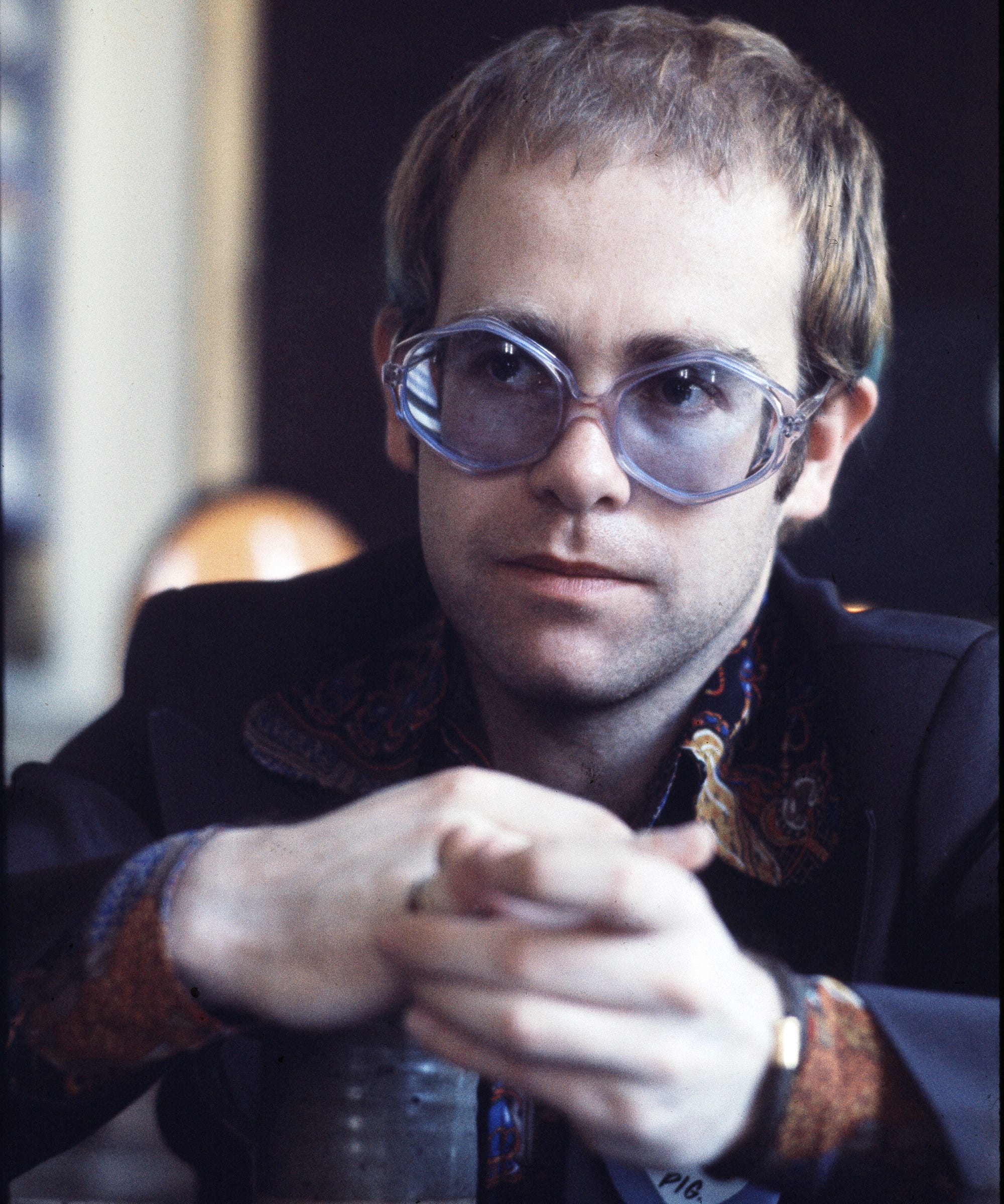 Otticanet Magazine - Elton John and his most fashionable glasses