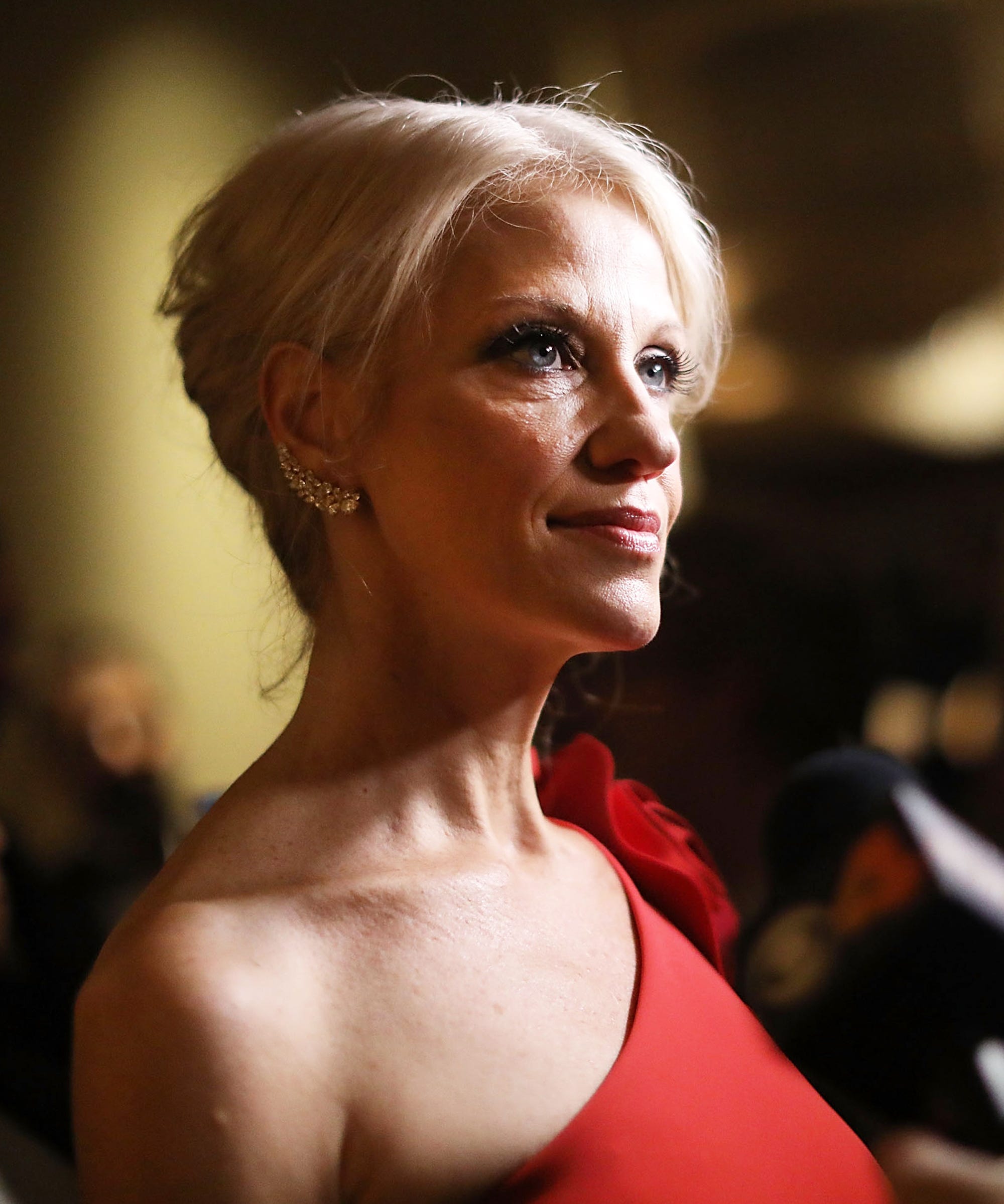 kellyanne conway red dress Kellyanne Conway says she 'never' lied to Trump about outcome of 2020 election