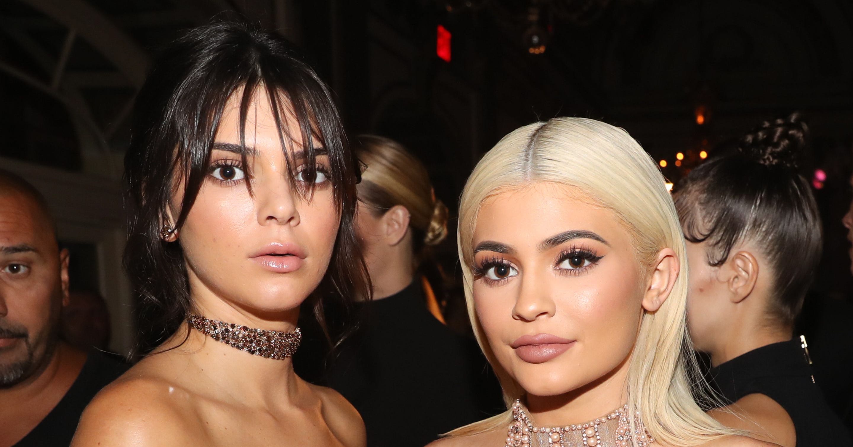 Kendall, Kylie Jenner Support Caitlyn Trans Sex Change